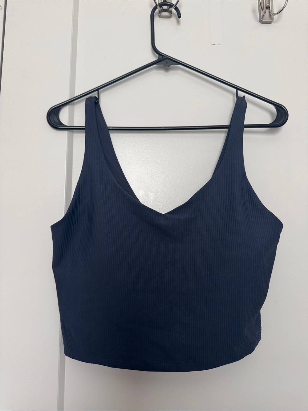 Old Navy Navy Ribbed V-Neck Crop Tank - Women
